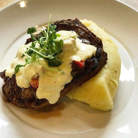 The Bay Hotel & Diner - Accommodation Mooloolaba 0