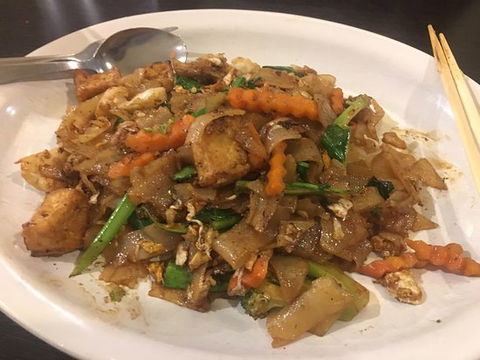Alice's Thai Restaurant - Accommodation Mooloolaba 0