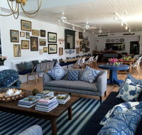Paper Daisy - Accommodation Mooloolaba
