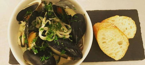 A Treat Of France - Accommodation Mooloolaba 2