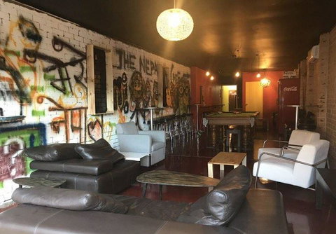 Fat Monkey - Accommodation Mooloolaba 7