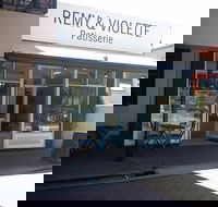 Remy  Violette - Accommodation Mooloolaba