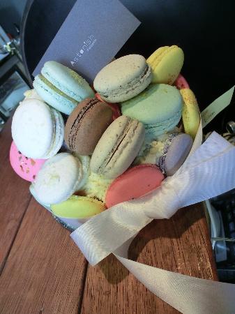 Astonish Patisserie - Accommodation Mooloolaba 0