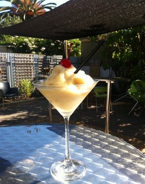 Mischief And Mayhem Wine Lounge - Accommodation Mooloolaba 9