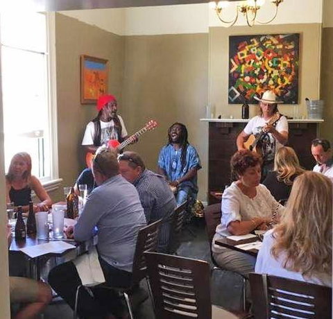Mischief And Mayhem Wine Lounge - Accommodation Mooloolaba 13