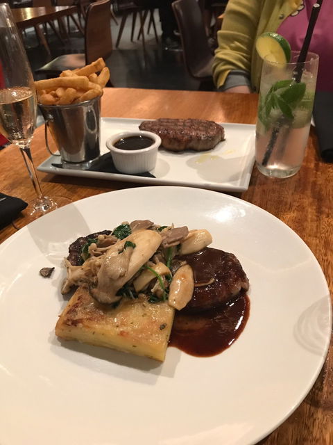 Adelphi Grill - Accommodation Mooloolaba 6
