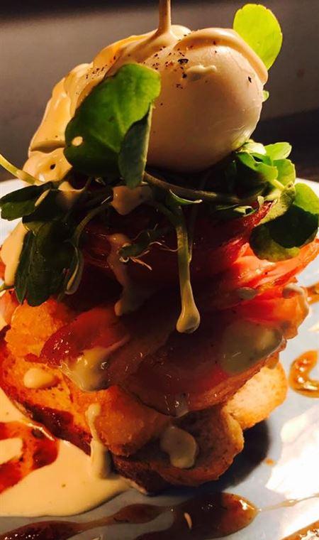 Anchor Buoy Cafe & Bar - Accommodation Mooloolaba 5