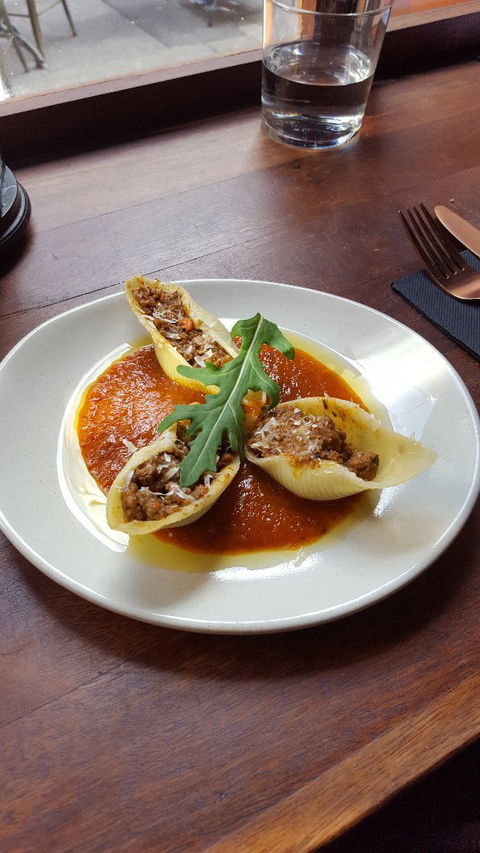 2nd & 6th - Accommodation Mooloolaba 10