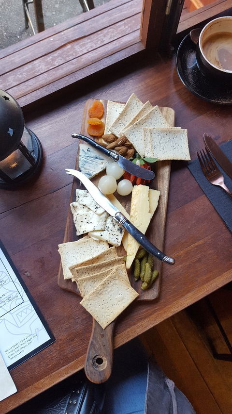 2nd & 6th - Accommodation Mooloolaba 11