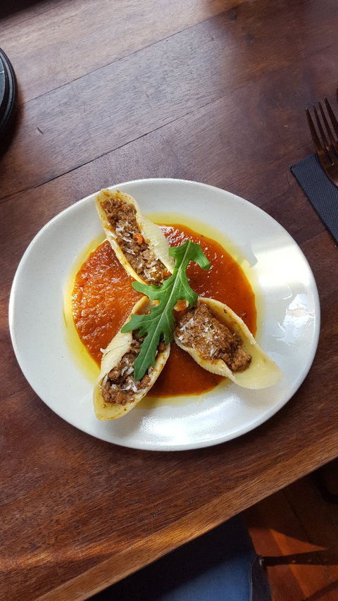 2nd & 6th - Accommodation Mooloolaba 2