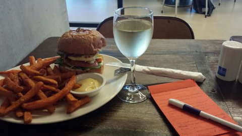 Penny Lane - Accommodation Mooloolaba 0