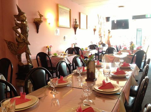 Amphawa Thai Restaurant - Accommodation Mooloolaba 0