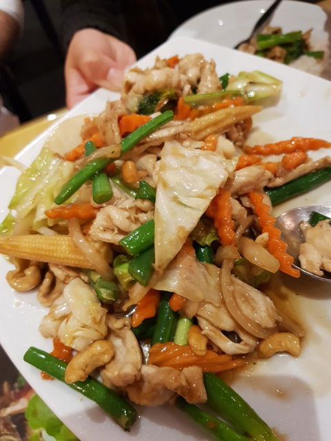 Amphawa Thai Restaurant - Accommodation Mooloolaba 5