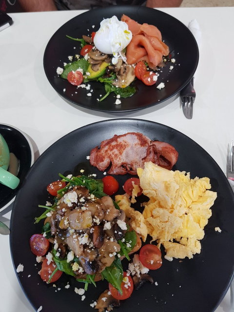 La Crema Caffe - Accommodation Mooloolaba 2