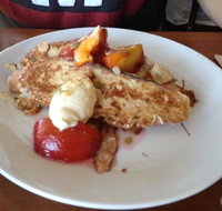 The Blue Swimmer - Accommodation Mooloolaba