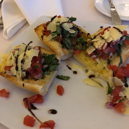 Charades Restaurant - Accommodation Mooloolaba 0