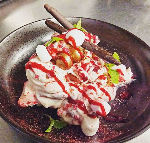 JoneZ On Food - Accommodation Mooloolaba 23