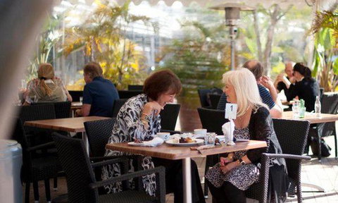 JoneZ On Food - Accommodation Mooloolaba 28