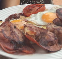 Majors Munchies - Accommodation Mooloolaba