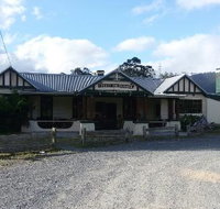 Pub in the Paddock - Accommodation Mooloolaba