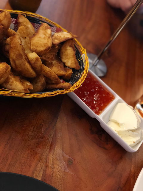 Albion Hotel - Accommodation Mooloolaba 1