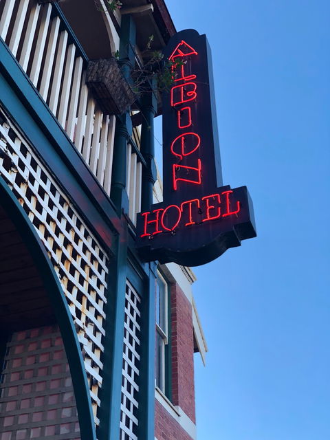 Albion Hotel - Accommodation Mooloolaba 7