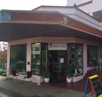 Esther Cafe - Accommodation Mooloolaba