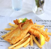 The Groper  His Wife - Accommodation Mooloolaba