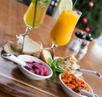 2 Cuz Cafe - Accommodation Mooloolaba