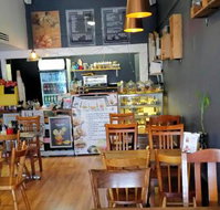 Feed - Accommodation Mooloolaba