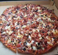 Cosmopolitan Pizza Bar - Accommodation Mooloolaba