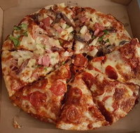 Paradise Pizzas - Accommodation Mooloolaba
