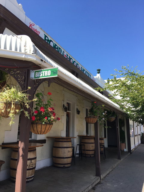 Robin Hood Hotel - Accommodation Mooloolaba 5