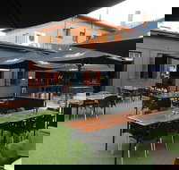 Commercial Hotel - Accommodation Mooloolaba