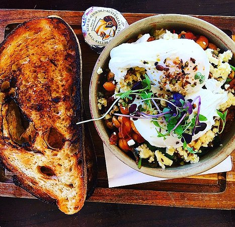 Avenue Road Cafe - Accommodation Mooloolaba 0