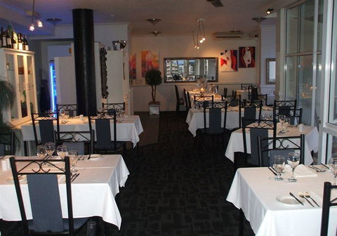 Canton Palace - Accommodation Mooloolaba 4