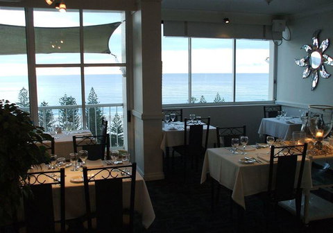 Canton Palace - Accommodation Mooloolaba 6