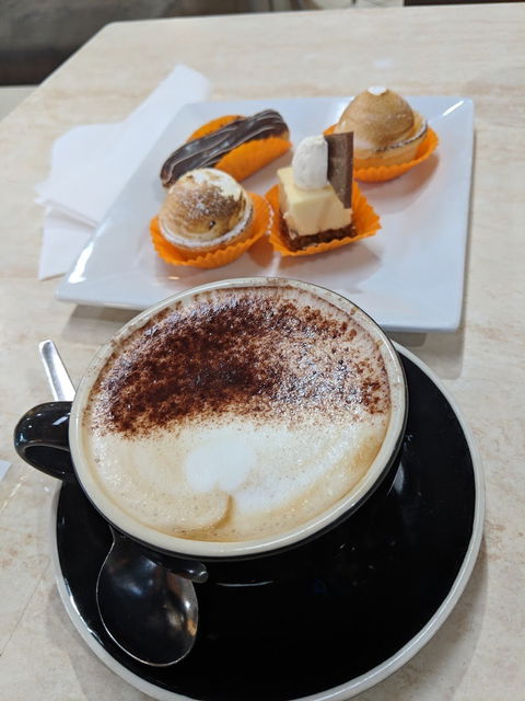 Addiction Coffee Bar - Accommodation Mooloolaba 5