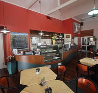Henry's Cafe and Restaurant - Accommodation Mooloolaba