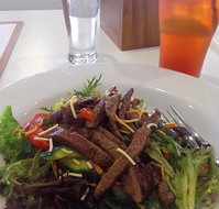 Sails Coffee Lounge - Accommodation Mooloolaba