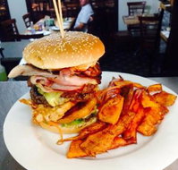 Gin Gin Hotel - Accommodation Mooloolaba