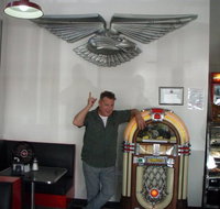 Retro Style Dinning - Accommodation Mooloolaba