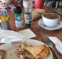 La Famille Cafe  Bakery - Accommodation Mooloolaba