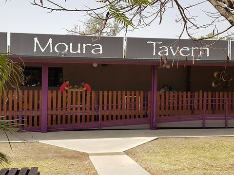 Moura Tavern - Accommodation Mooloolaba 0