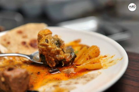 VUTU Nepalese - Accommodation Mooloolaba 0