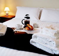 Hut on the Hill BB - Accommodation Mooloolaba