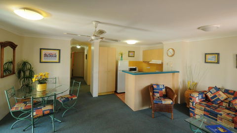 Aruba Beach Resort - Accommodation Mooloolaba 1