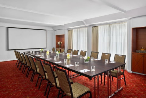 Melbourne Marriott Hotel - Accommodation Mooloolaba 7