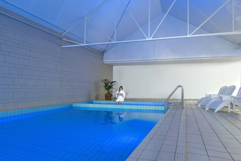 Melbourne Marriott Hotel - Accommodation Mooloolaba 14