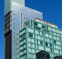 Meriton Suites World Tower - Accommodation Mooloolaba